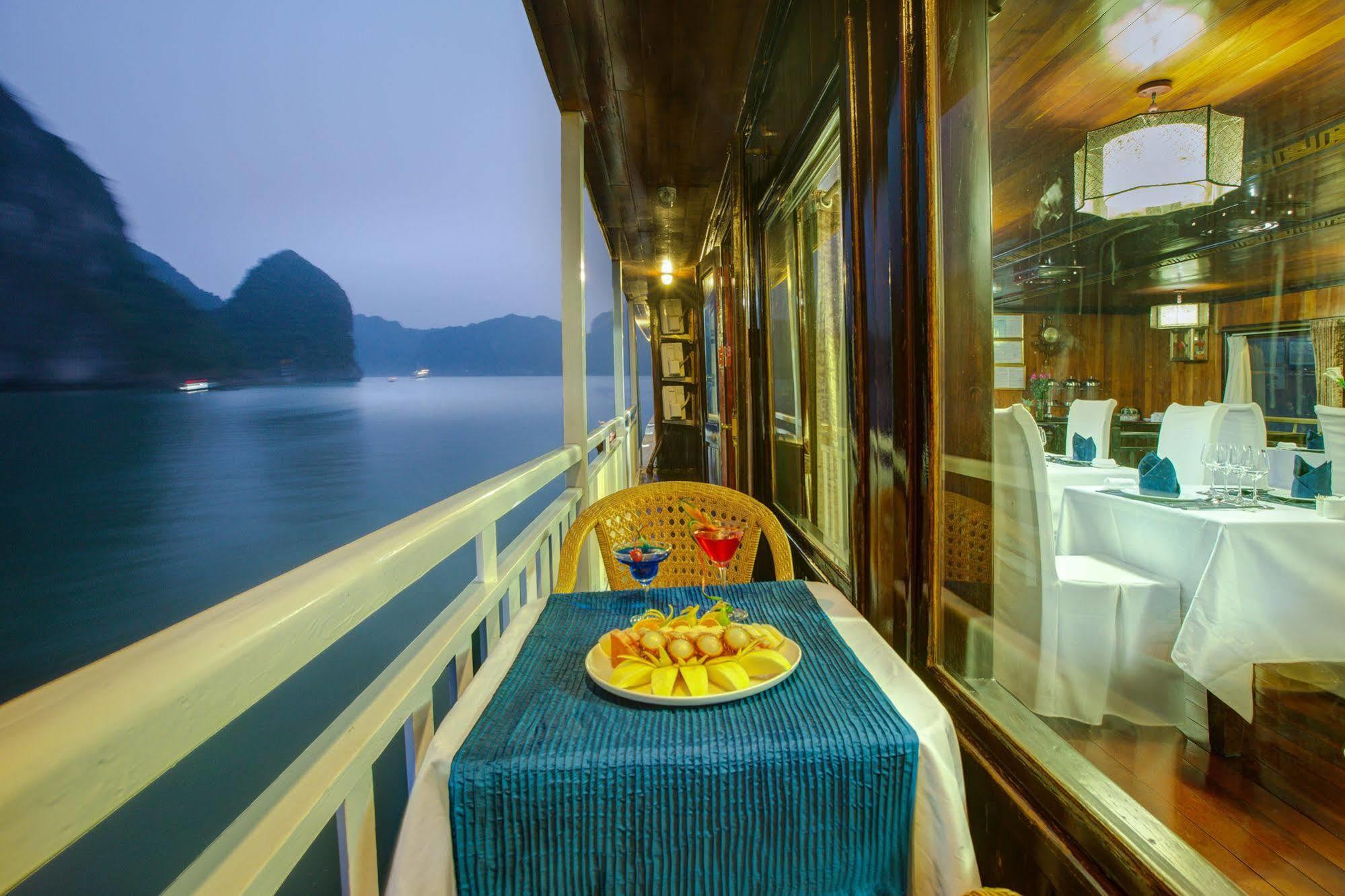 Flamingo Luxury Cruises Ha Long Exterior foto