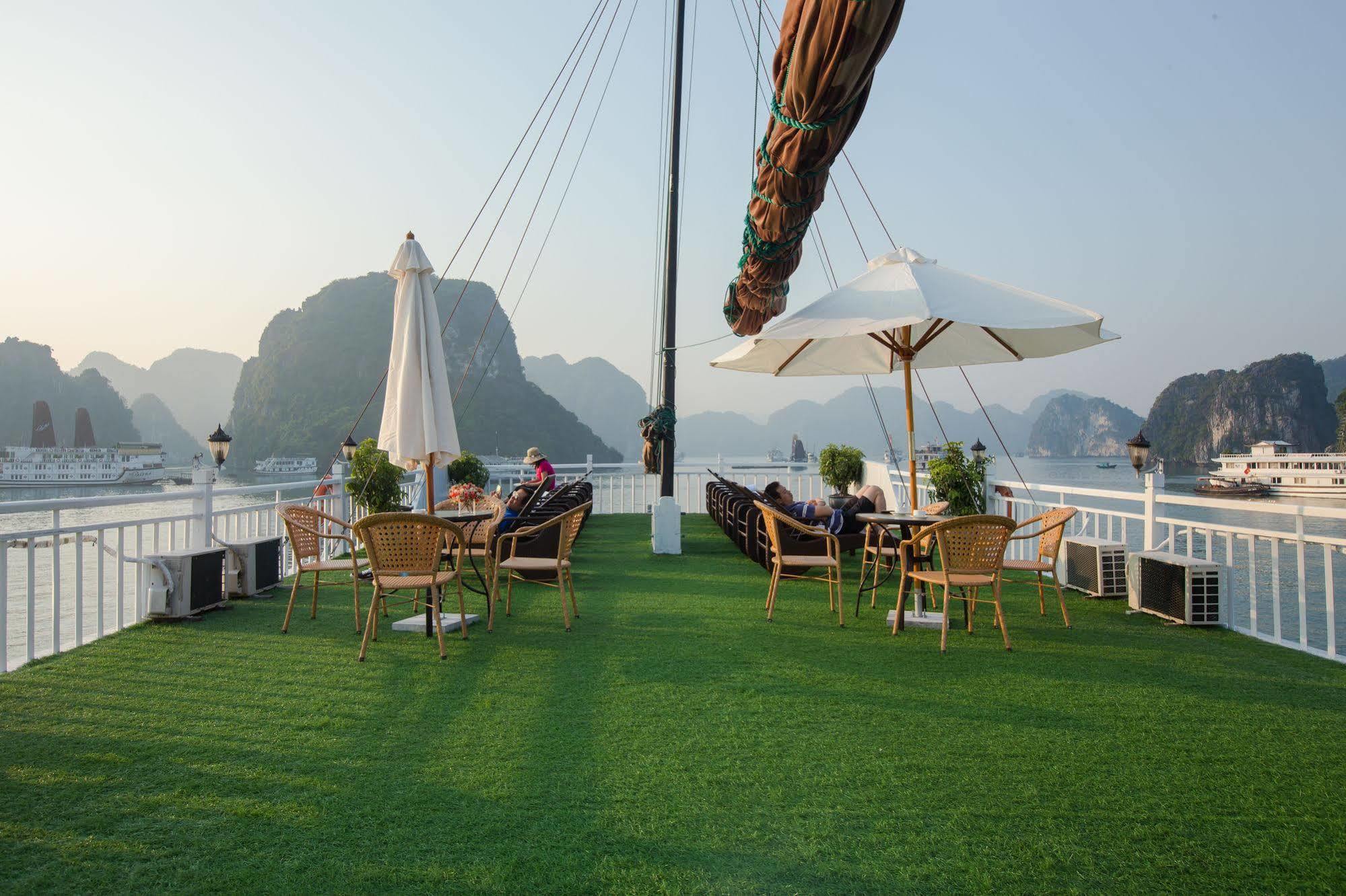 Flamingo Luxury Cruises Ha Long Exterior foto